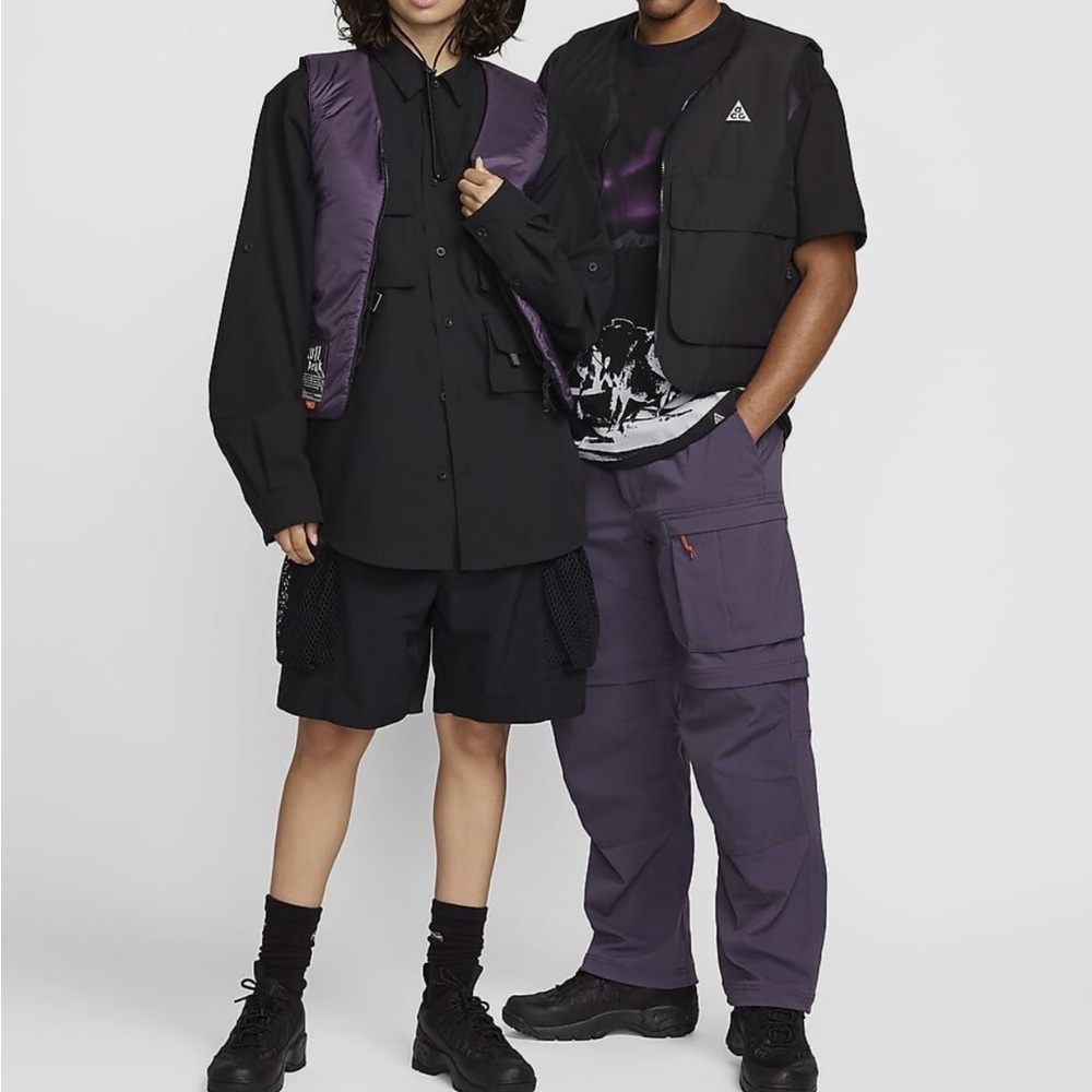 Nike ACG MED Skull Peak Reversible Vest Black Purple - Picture 10 of 16